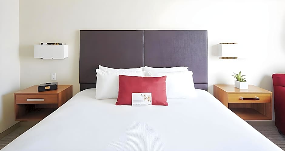I Hotel and Conference Center - Champaign