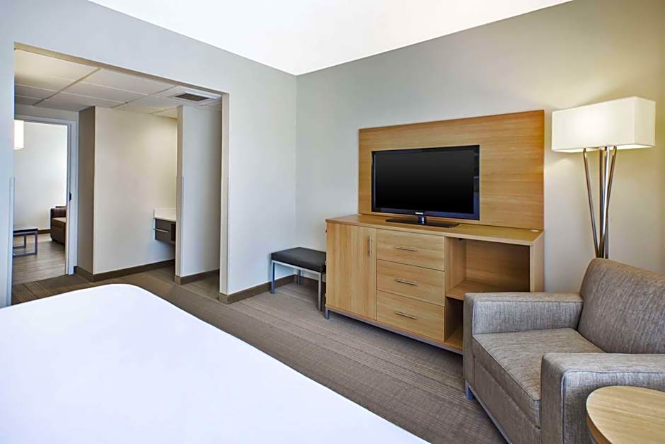 DoubleTree by Hilton Rapid City Downtown Convention Center