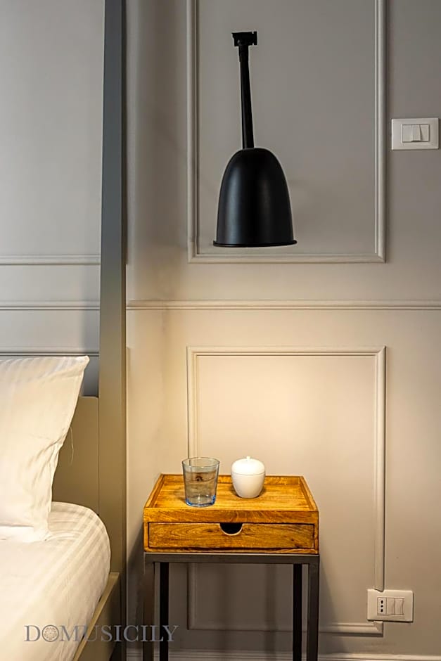 Constance Luxury Apartment by DomuSicily