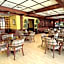 Falaj Daris Hotel