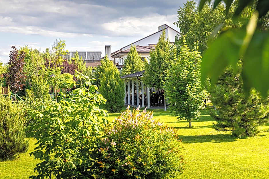 Armonia by Aristocratis