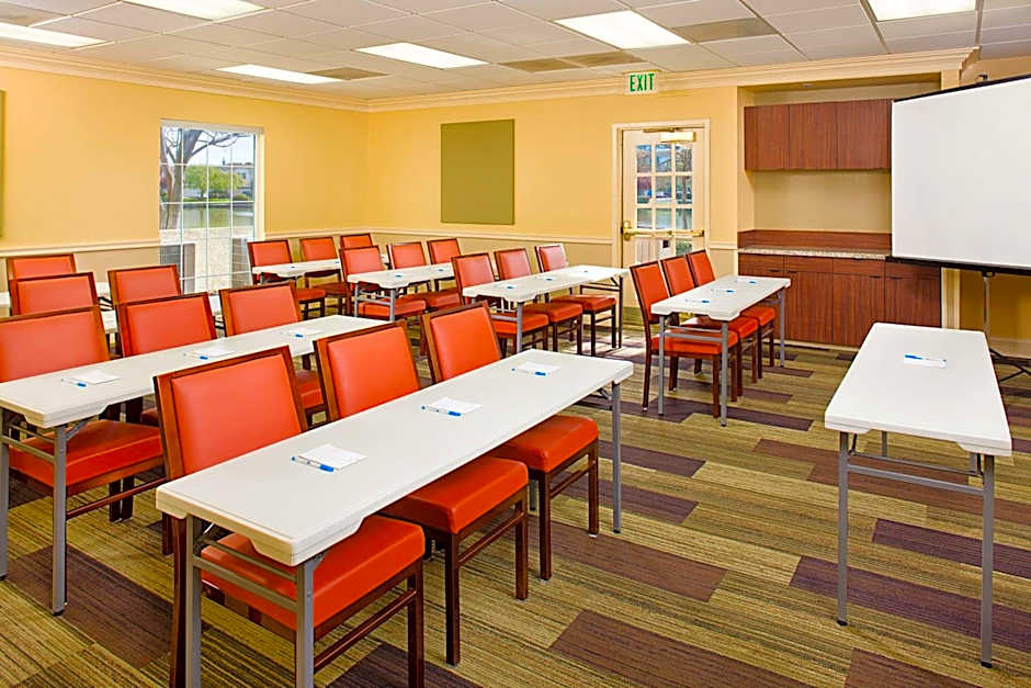 Hyatt House Belmont Redwood Shores