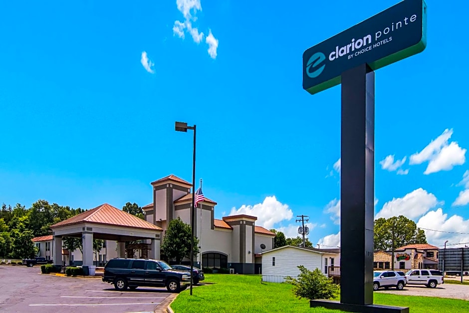 Clarion Pointe South Boston - Danville East