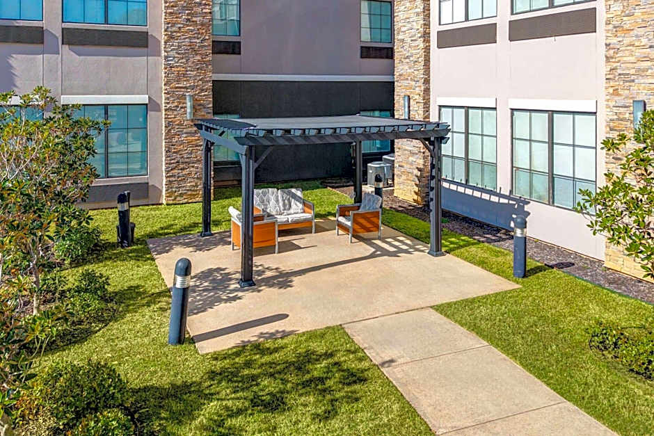 La Quinta Inn & Suites by Wyndham Tyler-University Area