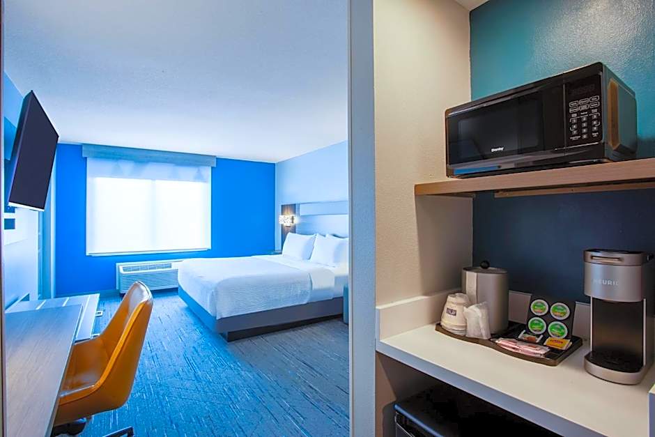 Holiday Inn Express & Suites Bradenton East-Lakewood Ranch By IHG