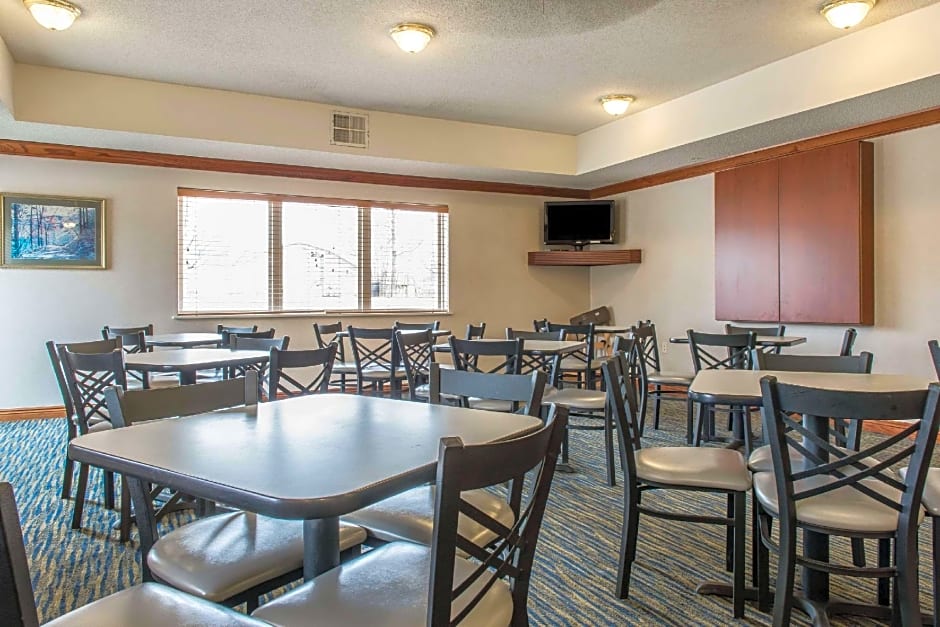 Quality Inn & Suites Titusville