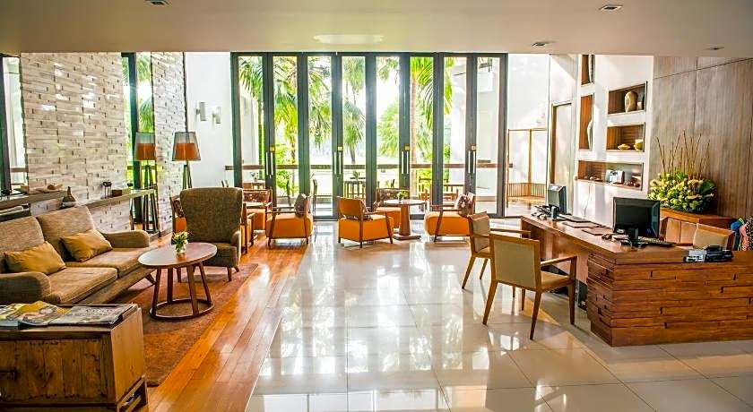 Summit Windmill Golf Residence