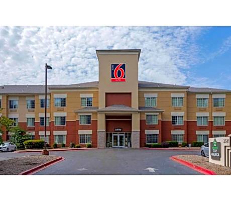 Studio 6 Extended Stay Memphis Airport TN