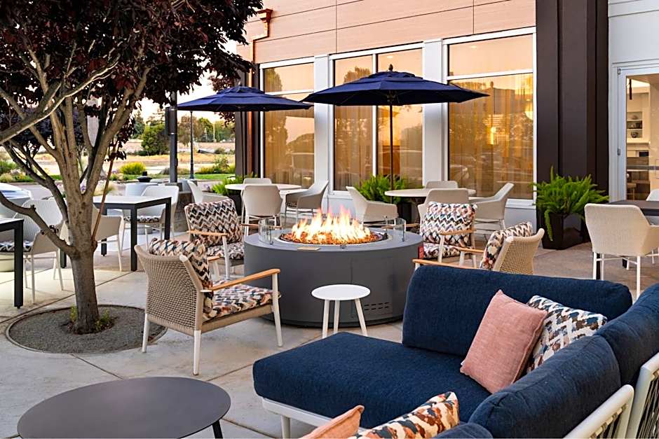 Courtyard by Marriott San Francisco Airport Burlingame