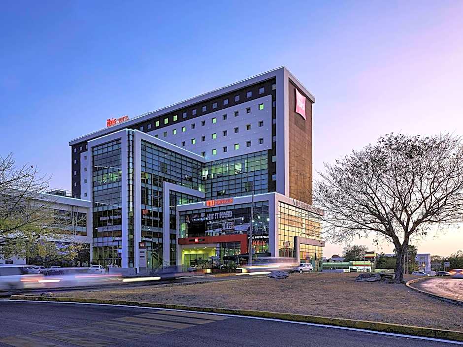 Ibis Cancun Centro Hotel