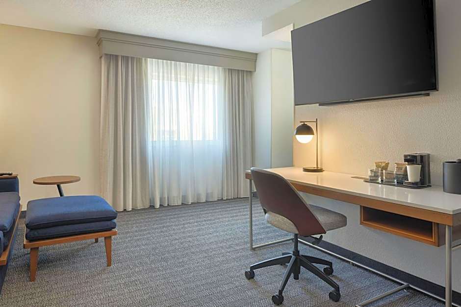 Courtyard by Marriott Little Rock Downtown
