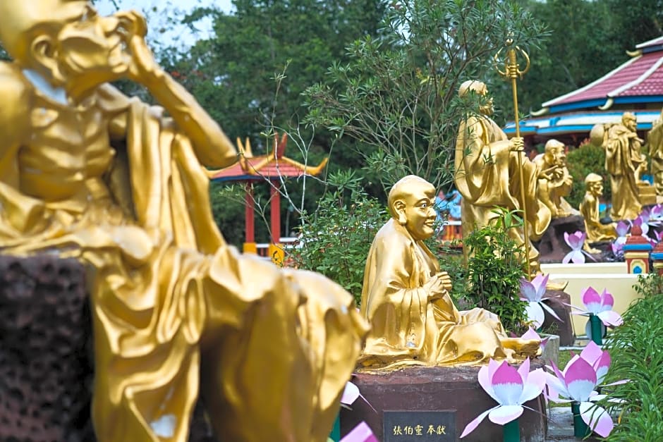 Four Points by Sheraton Manado