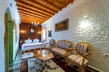Deluxe Double Room with Shower
