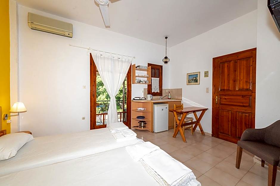 Aegina Town Cozy Escape