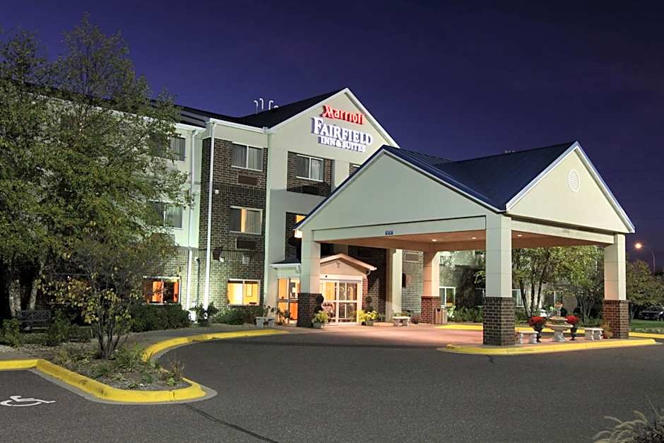 Fairfield Inn & Suites by Marriott Minneapolis St. Paul/Roseville