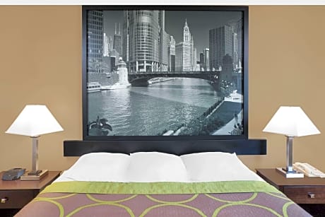 1 King Bed Accessible Room Non-Smoking