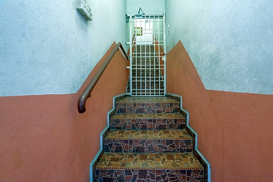 OYO 89755 D&d Budget Inn