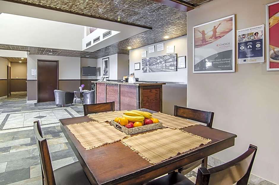 Econo Lodge Lloydminster