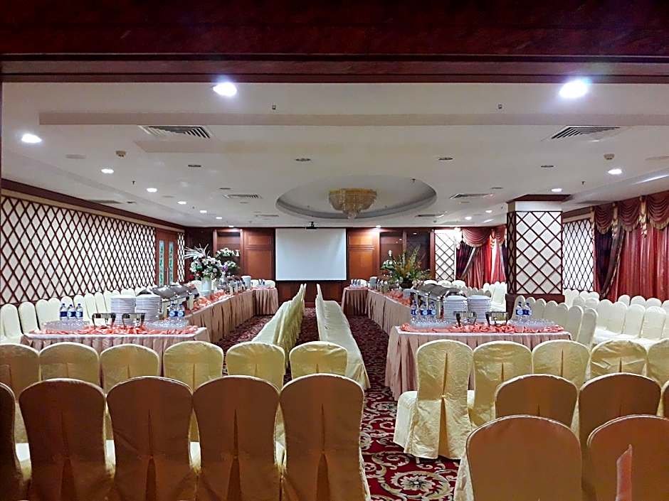 Kiulap Plaza Hotel
