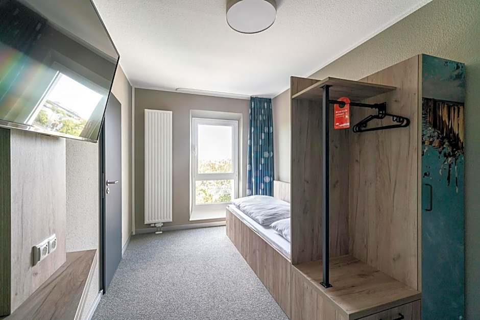 Foto 1 daripada 5 — Single Room with Private Bathroom