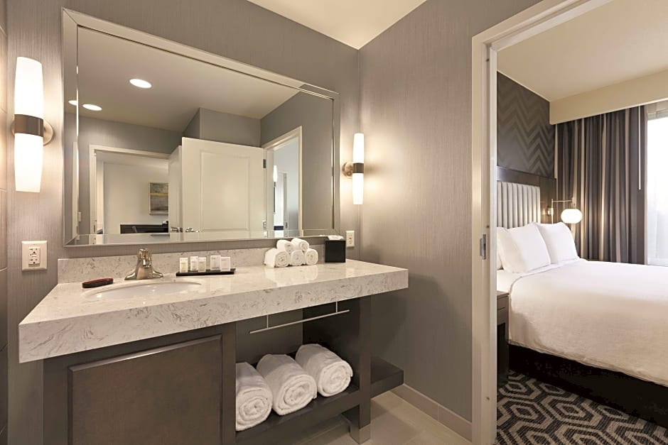 Photo 1 of 30 of Suite