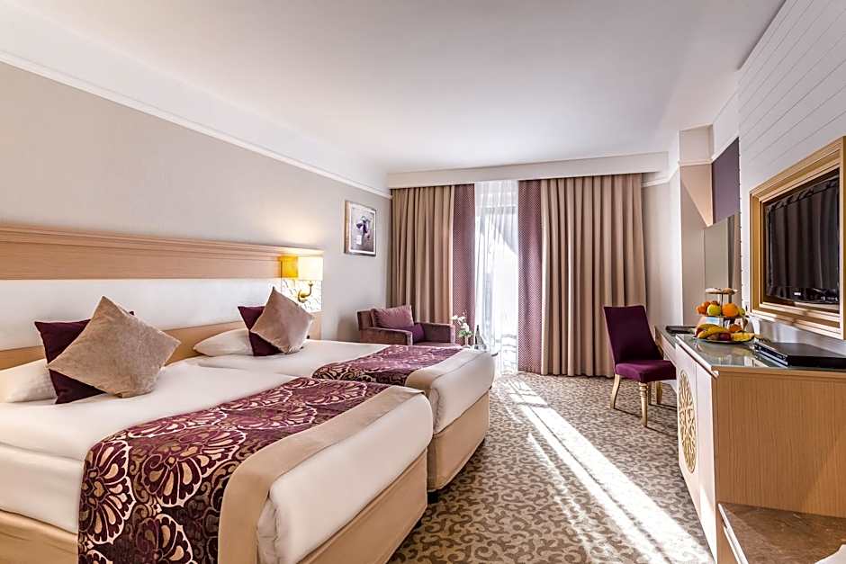 Villa Side Residence