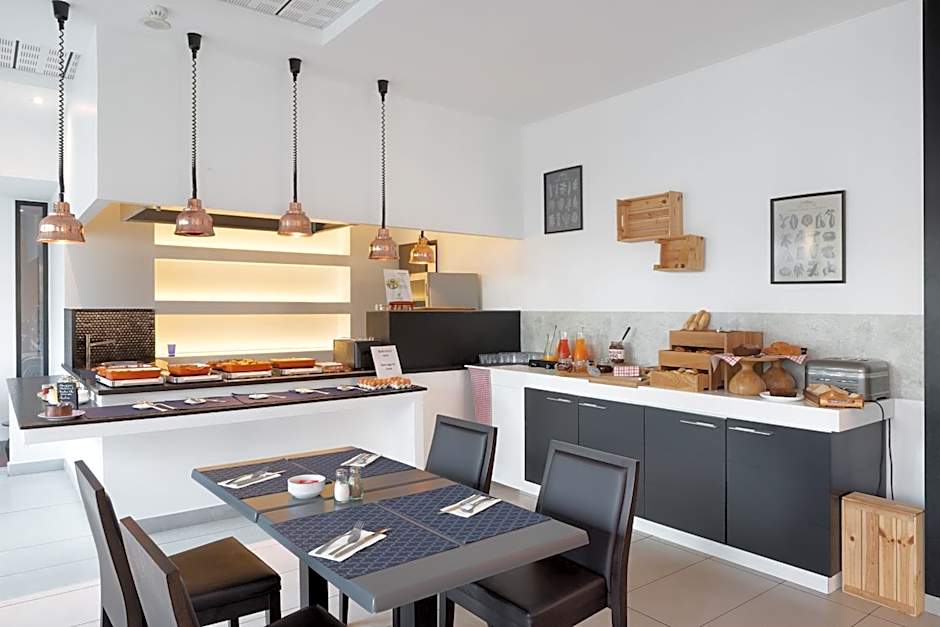 Holiday Inn Marseille Airport By IHG
