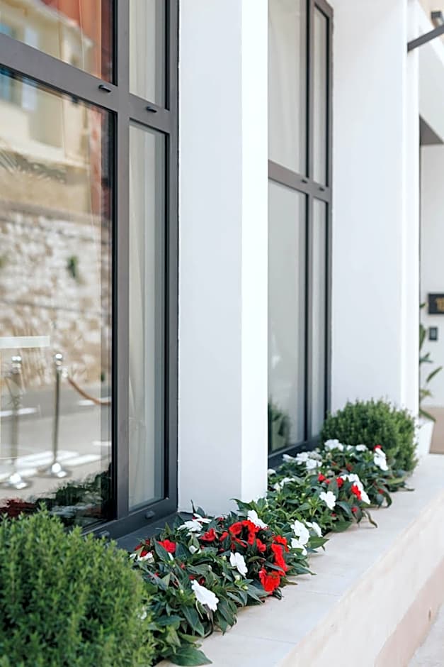 Hotel Le Roquebrune