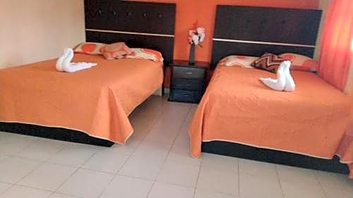 HOTEL REAL UCUM