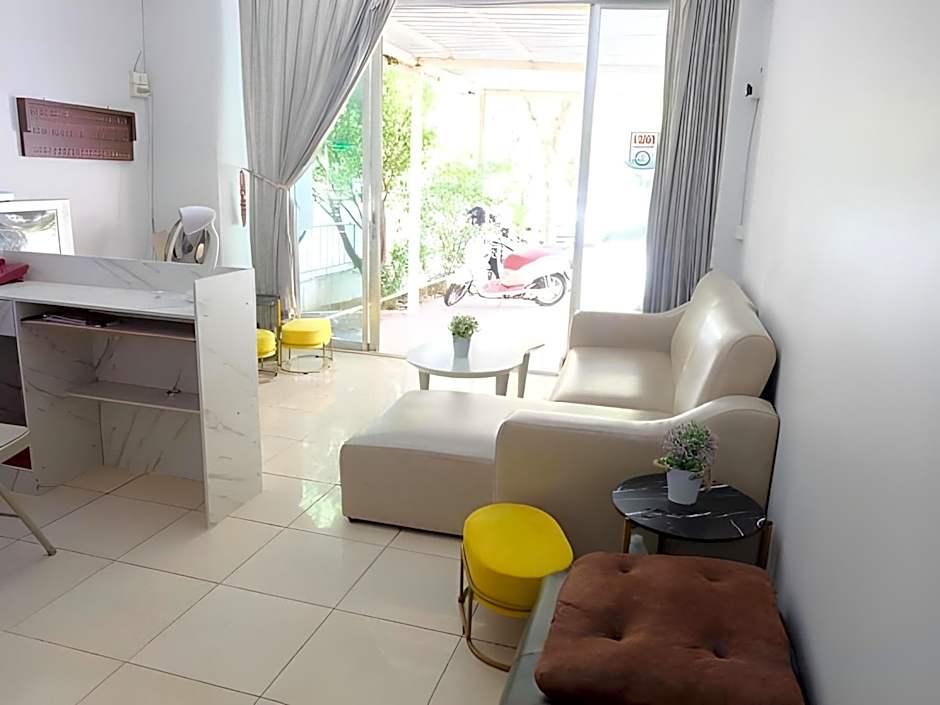 OYO 75429 '101 place navanakorm'