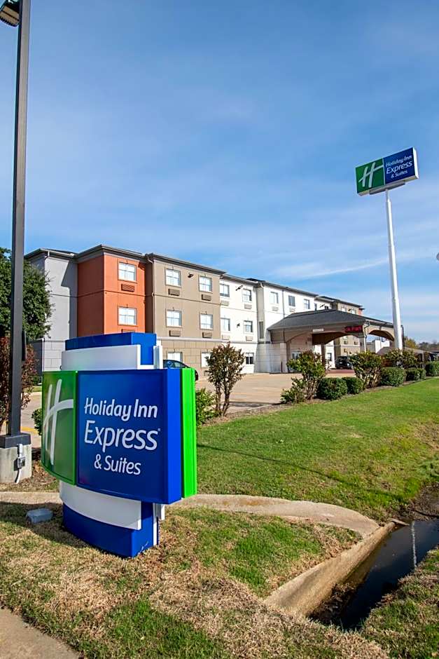HOLIDAY INN EXPRESS AND SUITES SULPHUR SPRINGS By IHG