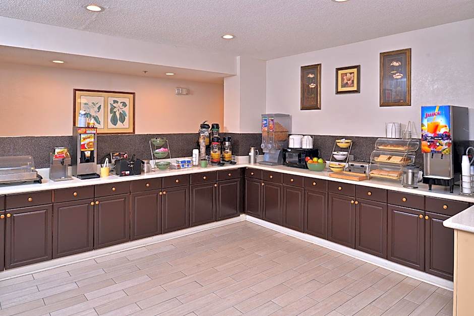 Econo Lodge Darien