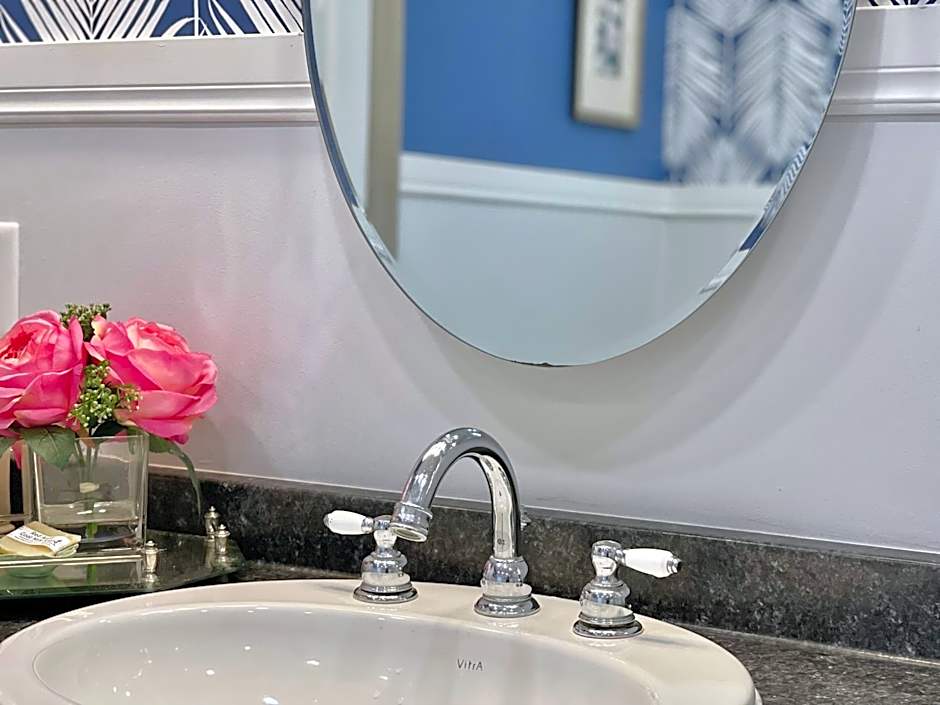 Charlotte's Rose Inn