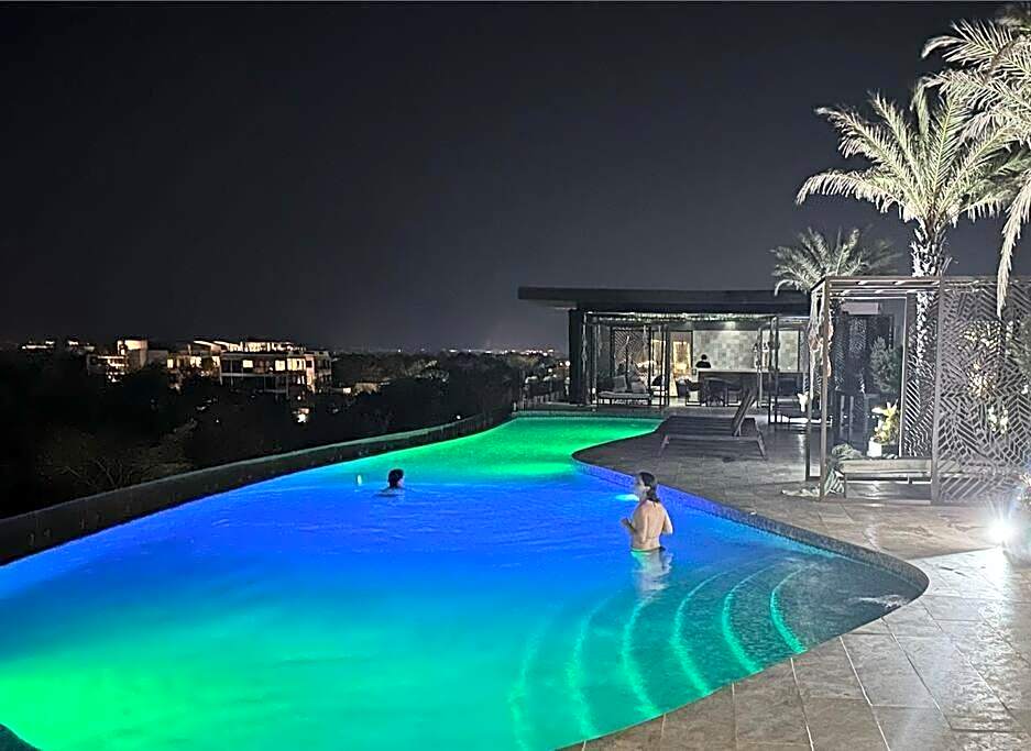 012 Modern Studio Luxurious Condo Wifi 100 Mb