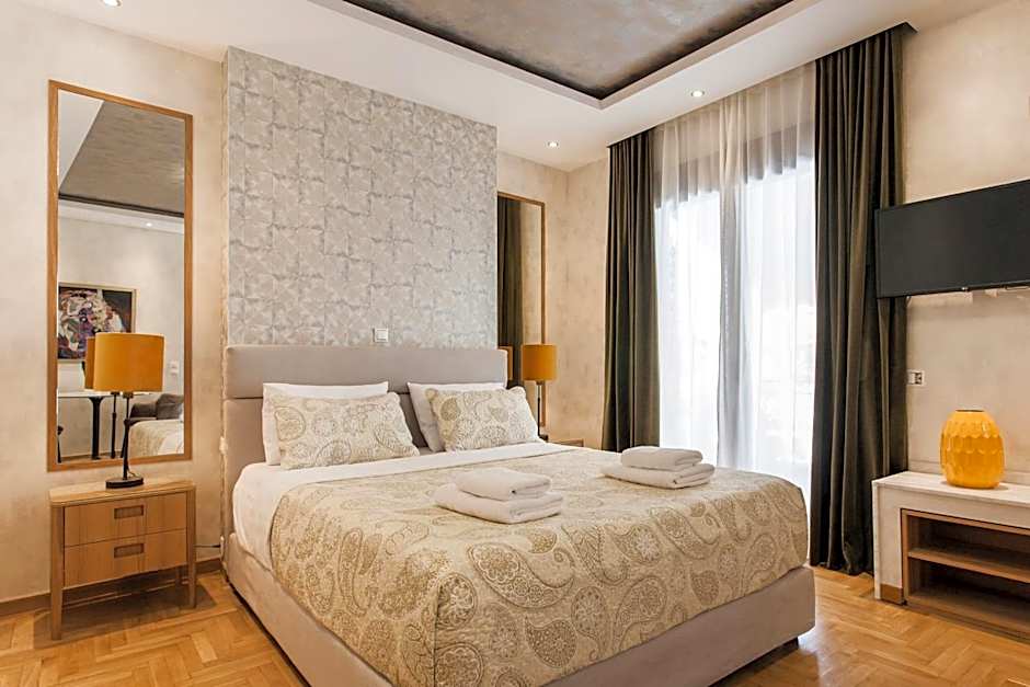 Nicholas Point Apartments and Rooms