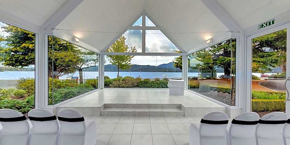 Distinction Te Anau Hotel & Villas