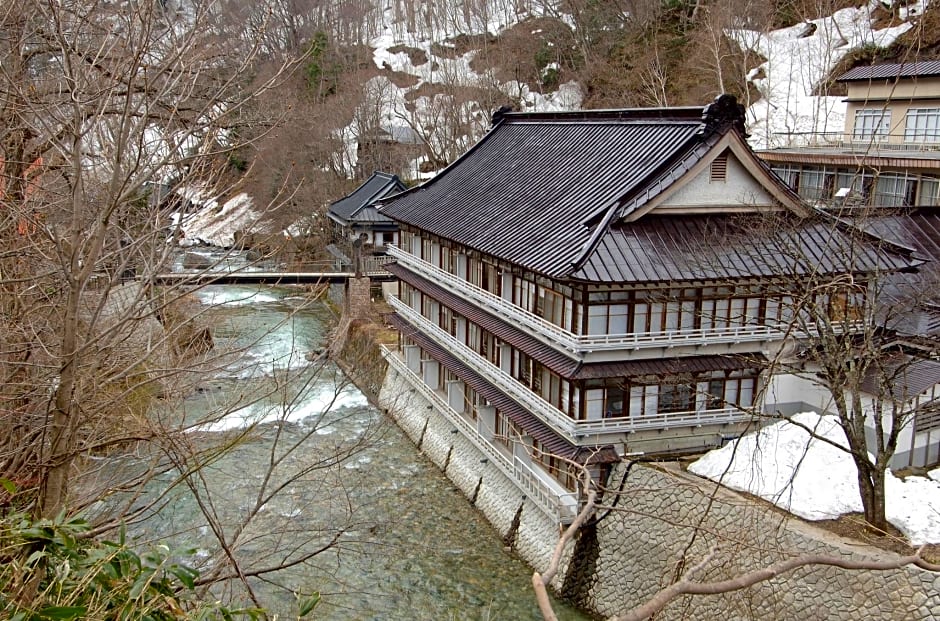 Takaragawa Onsen Osenkaku