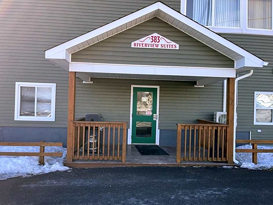Riverview Suites