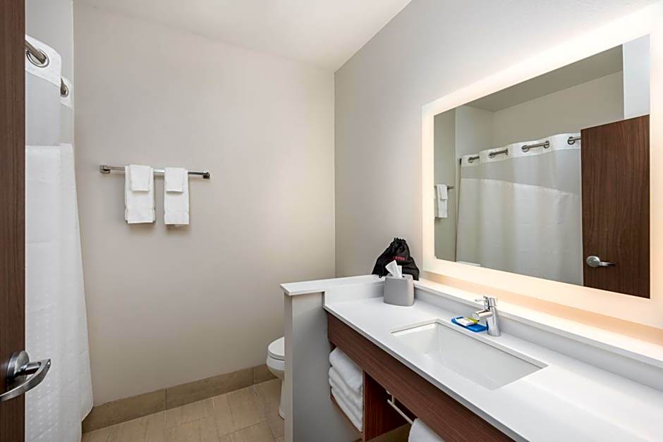 Holiday Inn Express and Suites St Louis-Chesterfield By IHG