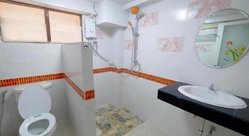 Jirawan Hotel