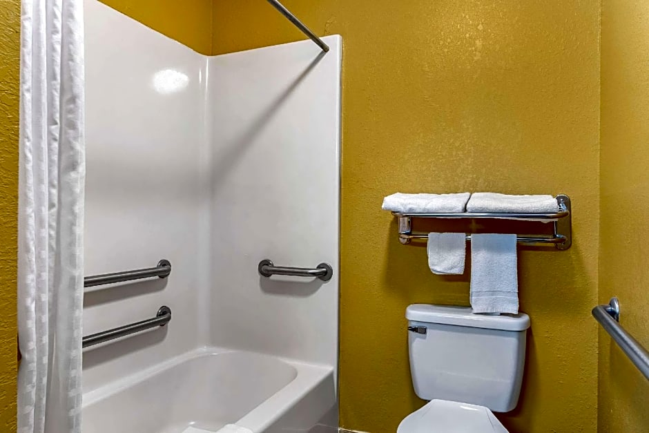 Econo Lodge Cuthbert