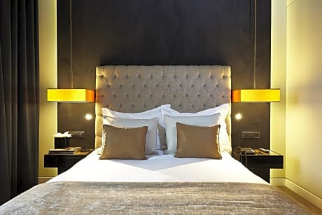 Superior Double Room (1 Queen Bed)