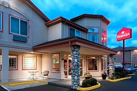 Ramada by Wyndham SeaTac Airport North
