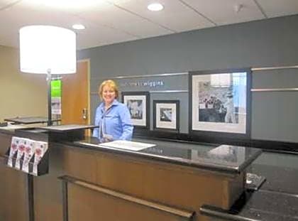 Hampton Inn & Suites Wiggins