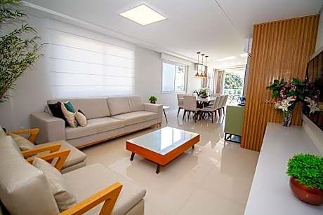 Varandas do Atlântico 402B - Apartamento com vista fantástica do mar - Piscina climatizada - Academia - (Consultar serviços de roupas de cama e banho)