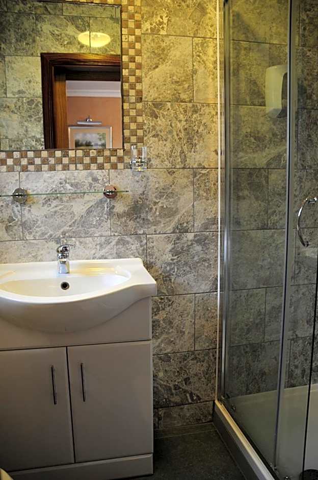 Cricklewood Lodge Hotel