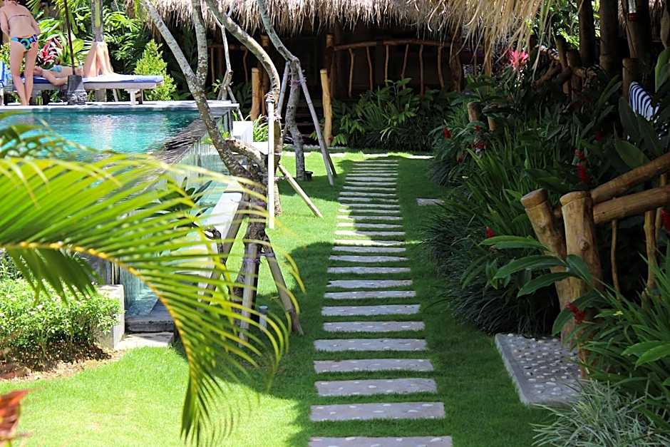 The Calmtree Bungalows