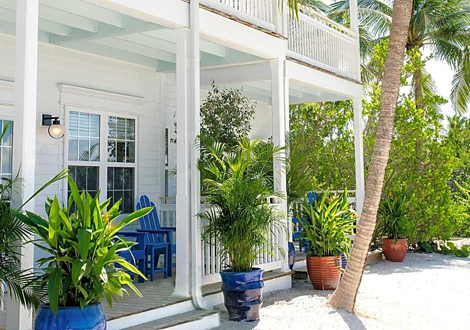 Parrot Key Hotel & Villas