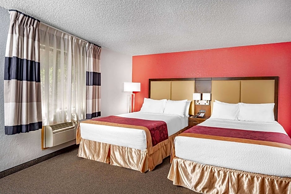 Ramada by Wyndham Keystone Near Mt Rushmore