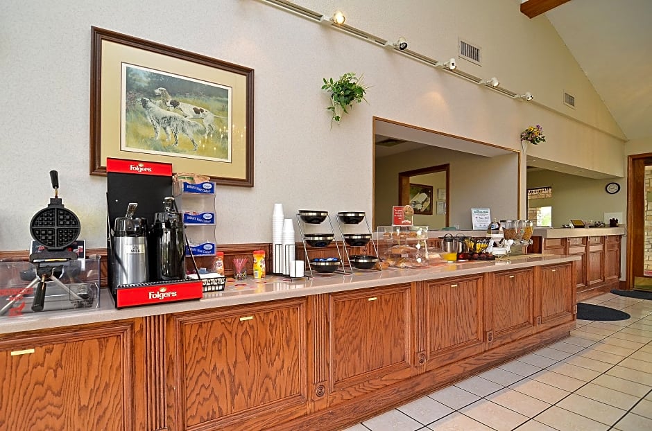 Americas Best Value Inn West Columbia